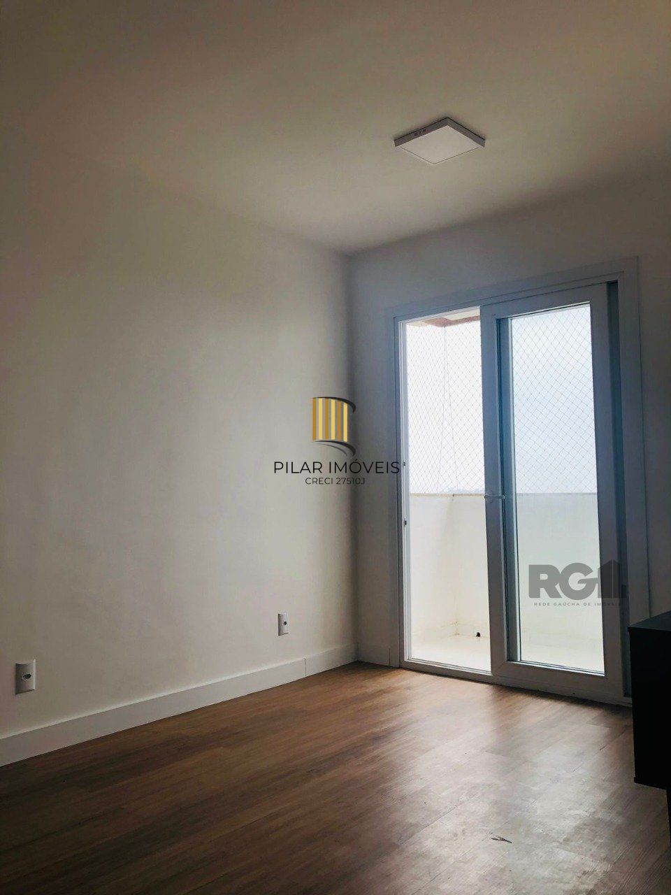 Apartamaento de 2 dormitórios, sala, cozinha, banheiro no bairro Marechal Rondon em Canoas