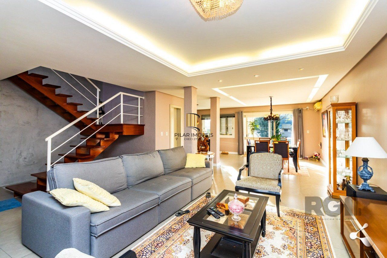 Casa de Condomínio 3 dormitórios no bairro Vila Nova