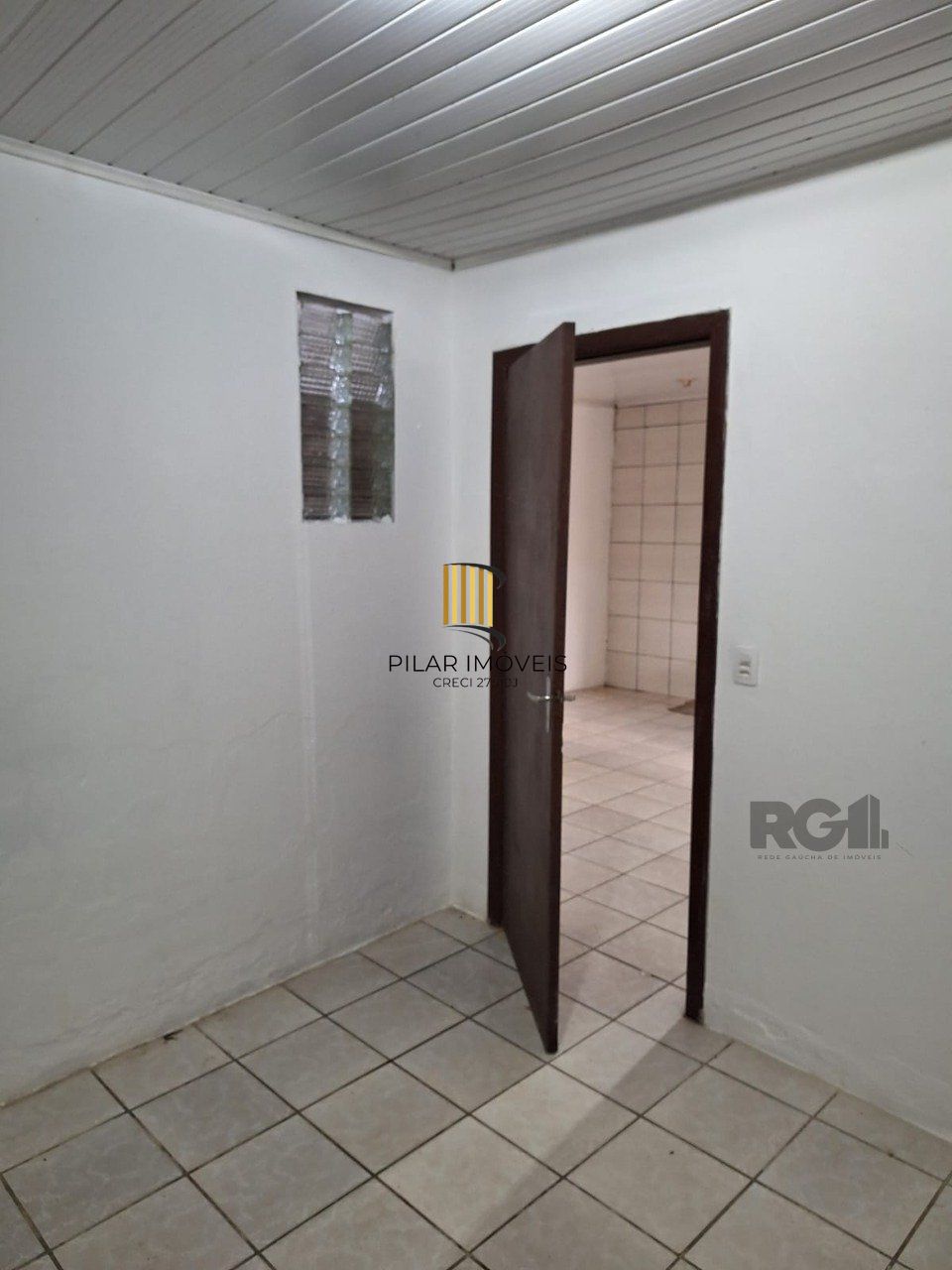 Casa 2 dormitórios no bairro Ponta Grossa