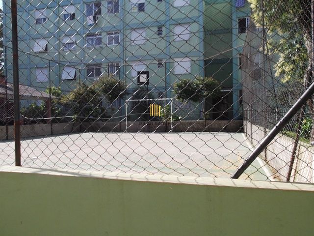 Apartamento de 3 dormitórios , portaria 24 horas , salão de festas , churrasqueira !