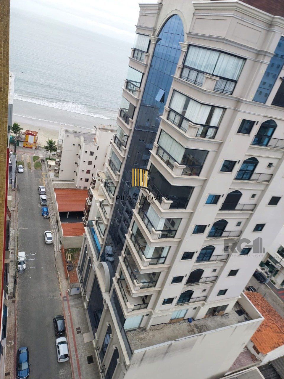 APARTAMENTO 3 SUITES - ANDAR ALTO - VISTA PARA O MAR - MEIA  PRAIA - ITAPEMA - SC