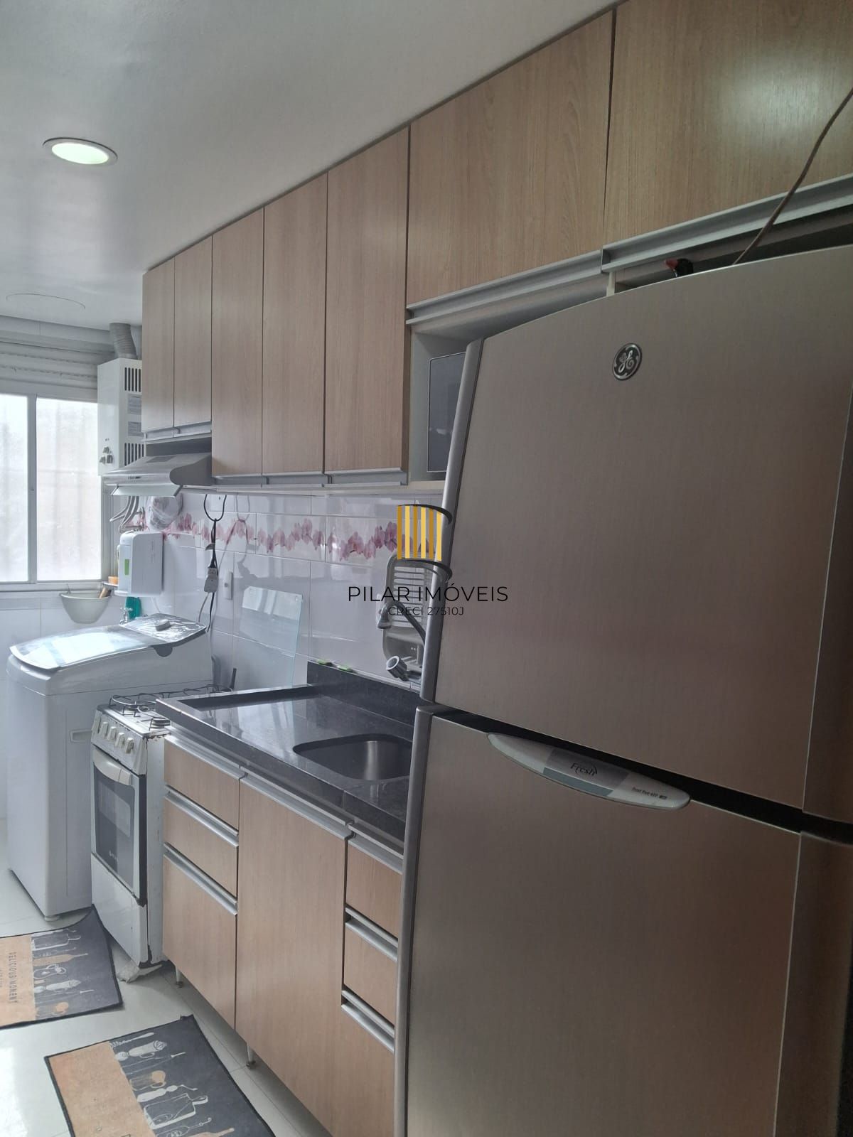 Apartamento de 02 quartos no Bairro: Teresópolis ao Lado do Shopping Bourbon