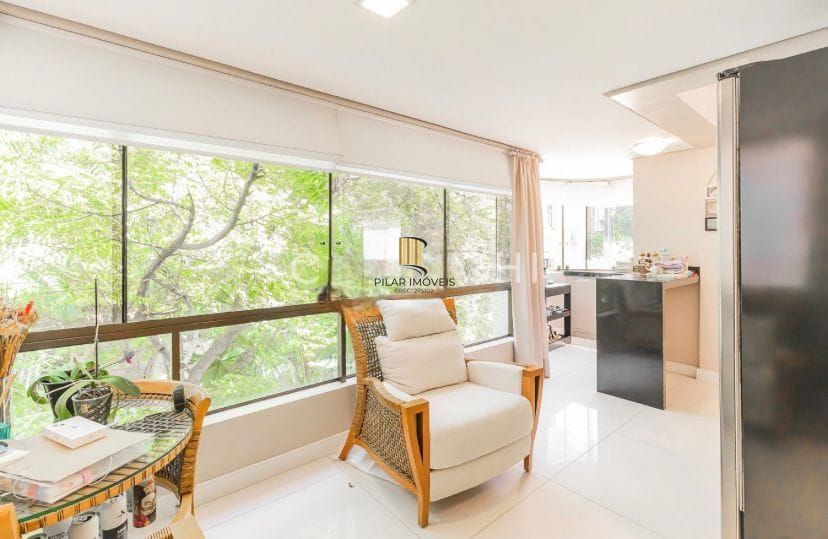 Apartamento de 03 dormitórios no Bairro Petrópolis em Porto Alegre/RS