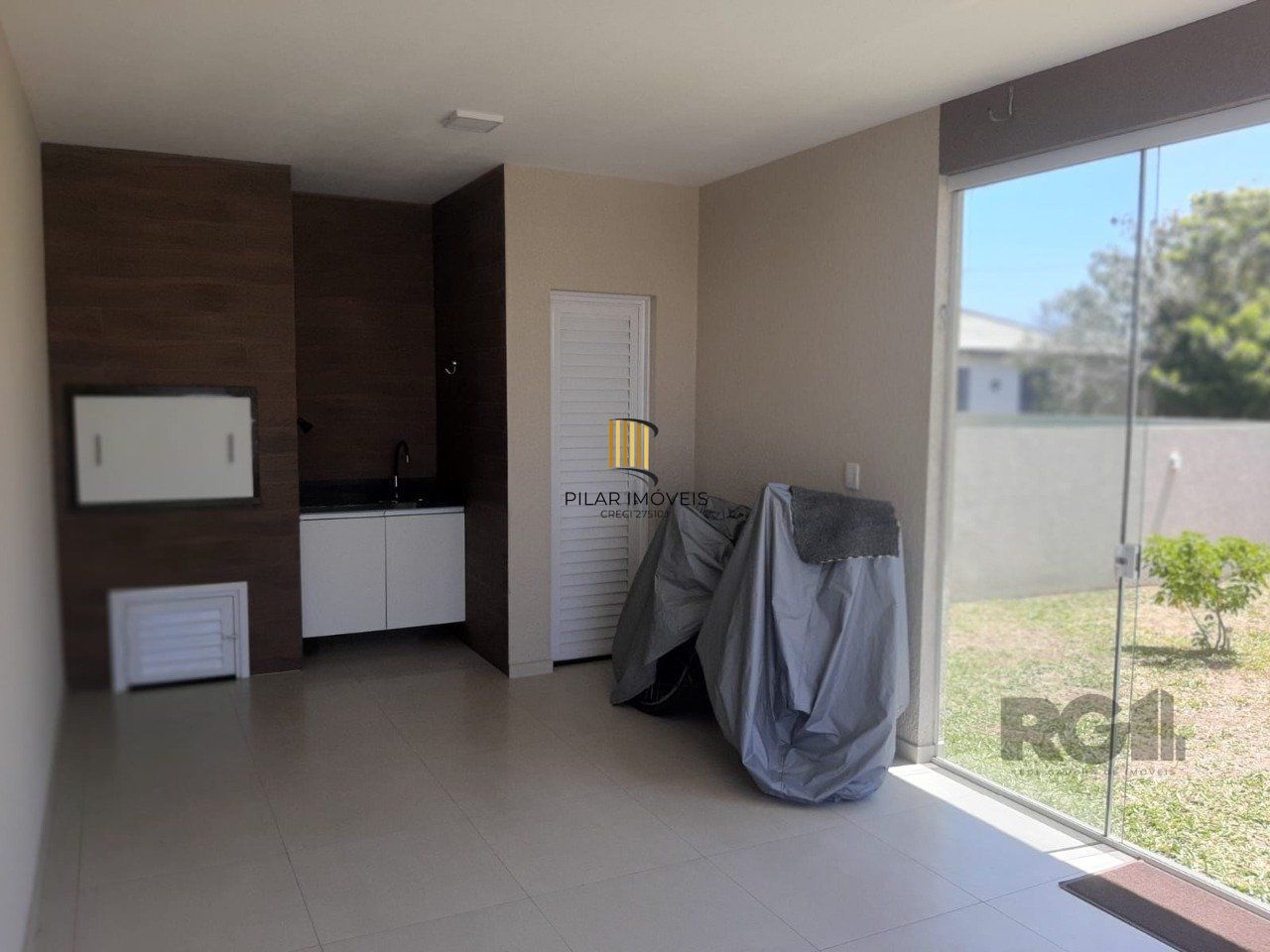 CASA DE 3 QUARTOS - 1 SUITE - AMPLO LIVING - BANHEIRO SOCIAL - BALNEÁRIO SÃO PAULO - ARROIO DO SAL