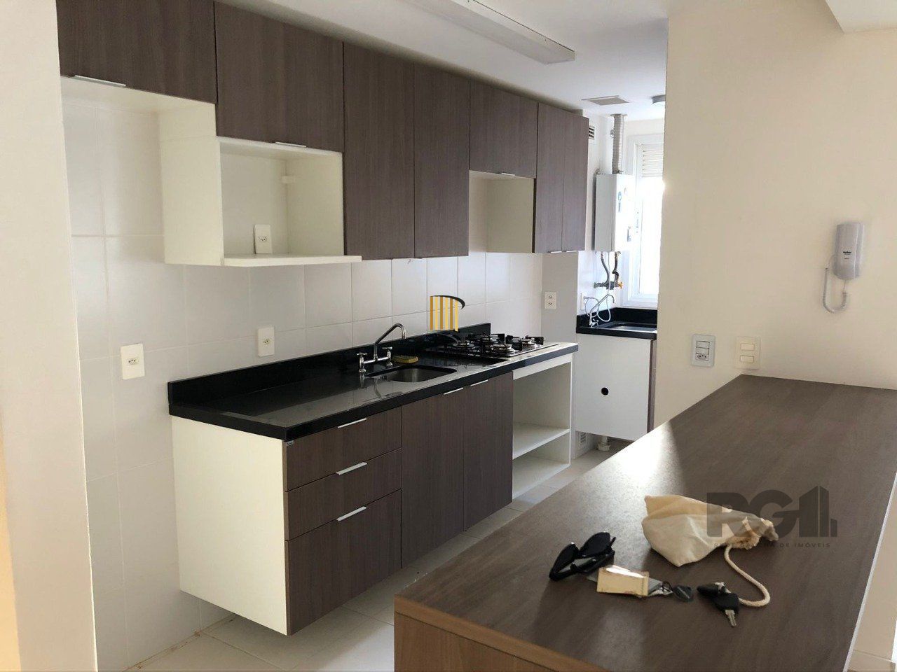 Apartamento  à Venda em Porto Alegre, Rio Grande do Sul