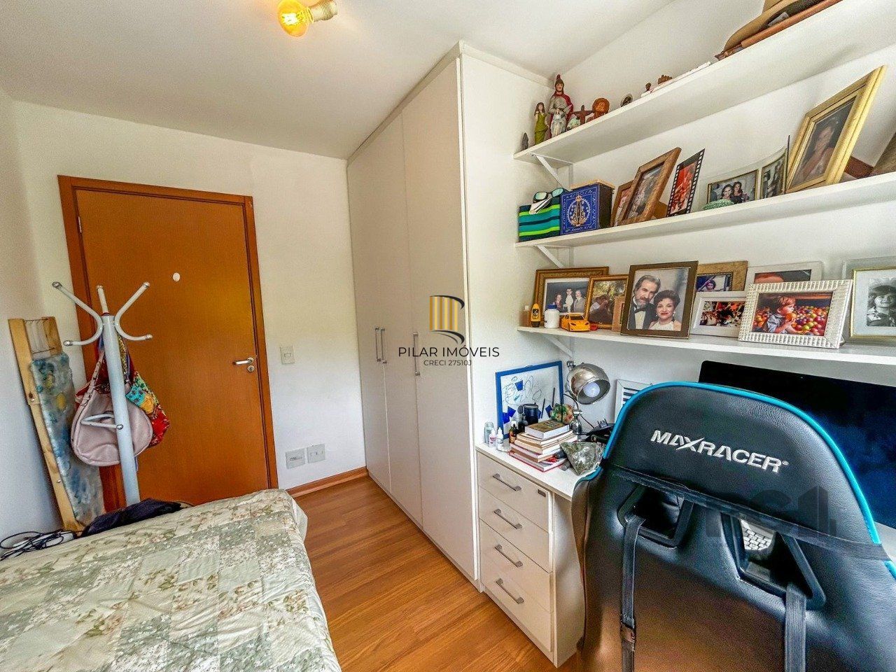 Apartamento de 02 dormitórios no Bairro Tristeza em Porto Alegre/RS