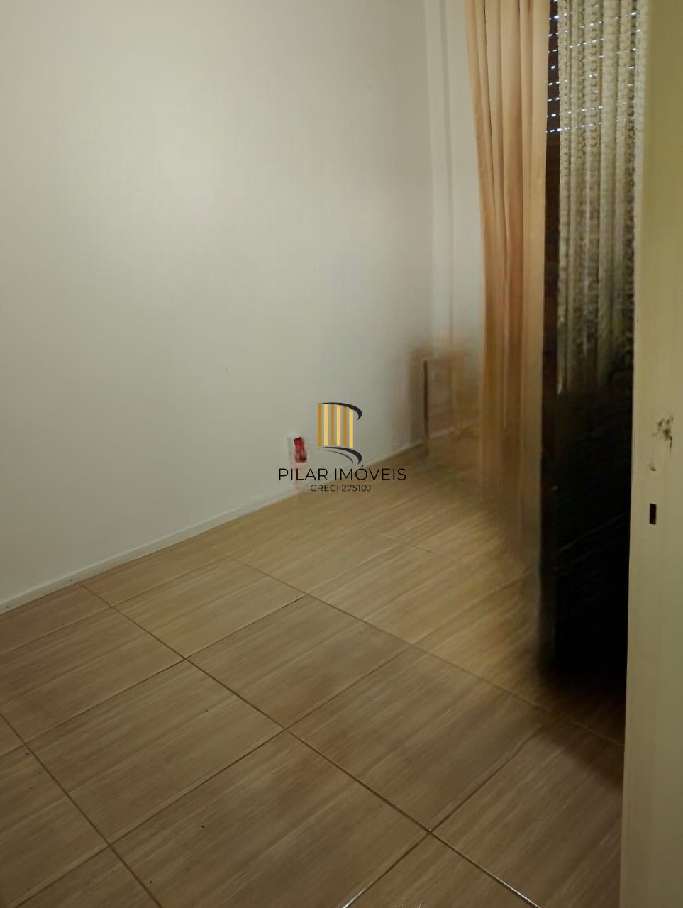 APARTAMENTO TERREO DE 2 DORMITORIOS NO BAIRRO CRISTAL PORTO ALEGRE POSIÇÃO OESTE