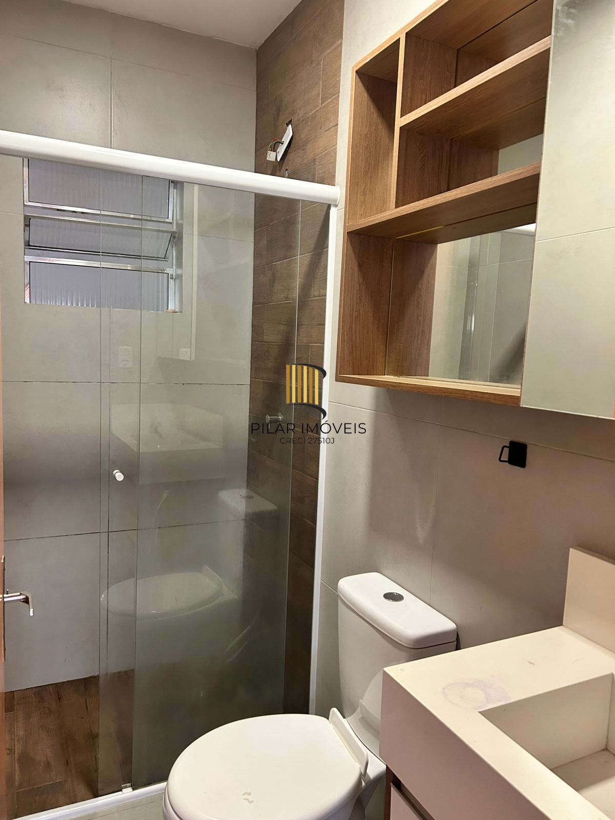 Casa 2 dormitórios no bairro Guarujá