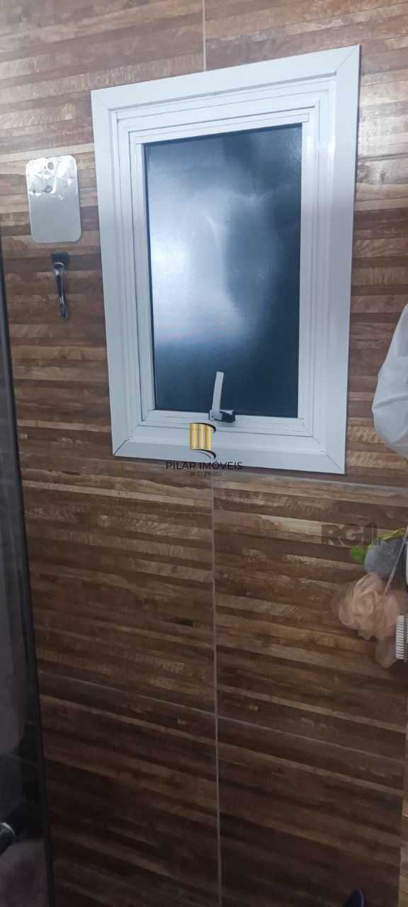 apartamento de 2 dormitórios com garagem coberto no bairro Teresópolis