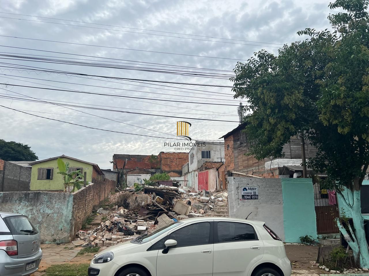 Terreno 9,9 X 33 no bairro Partenon - Pilar Imóveis