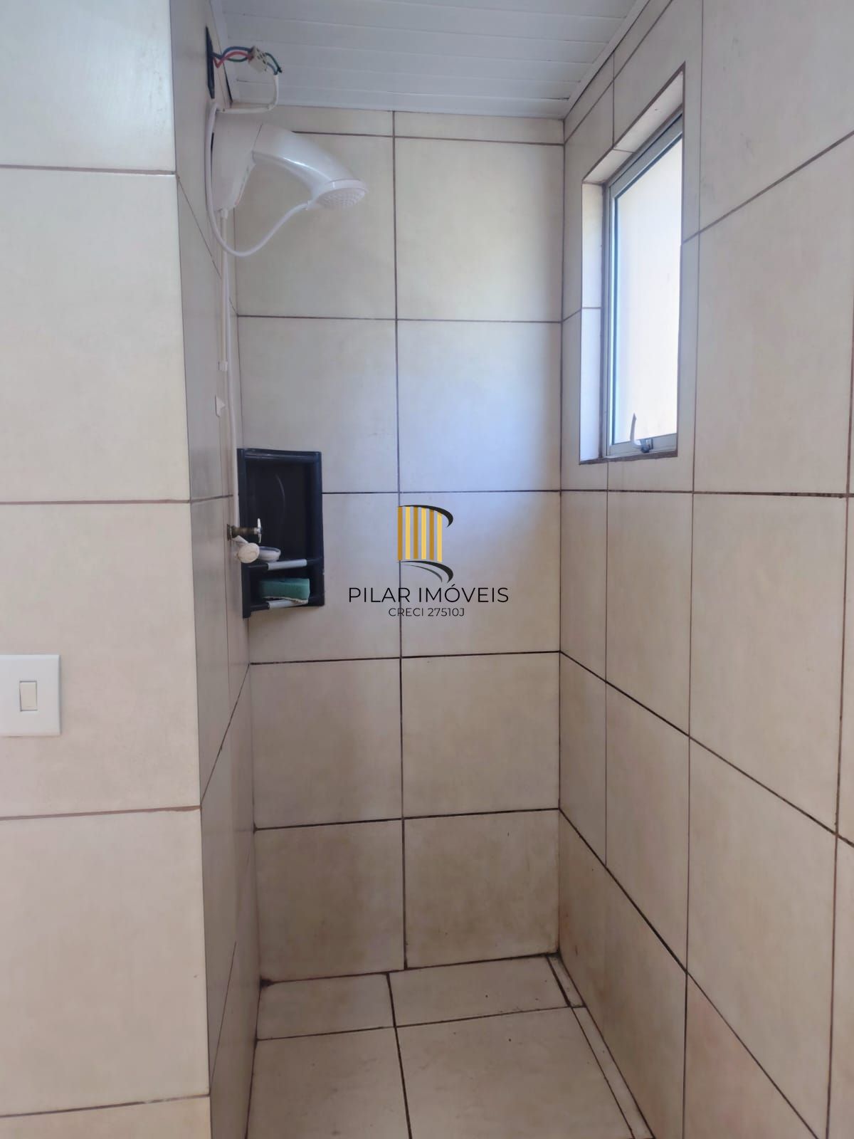 Apartamento de 2 dormitórios , sacada ,salão de festas com churrasqueira , portaria virtual , 1 vaga de garagem rotativa !
