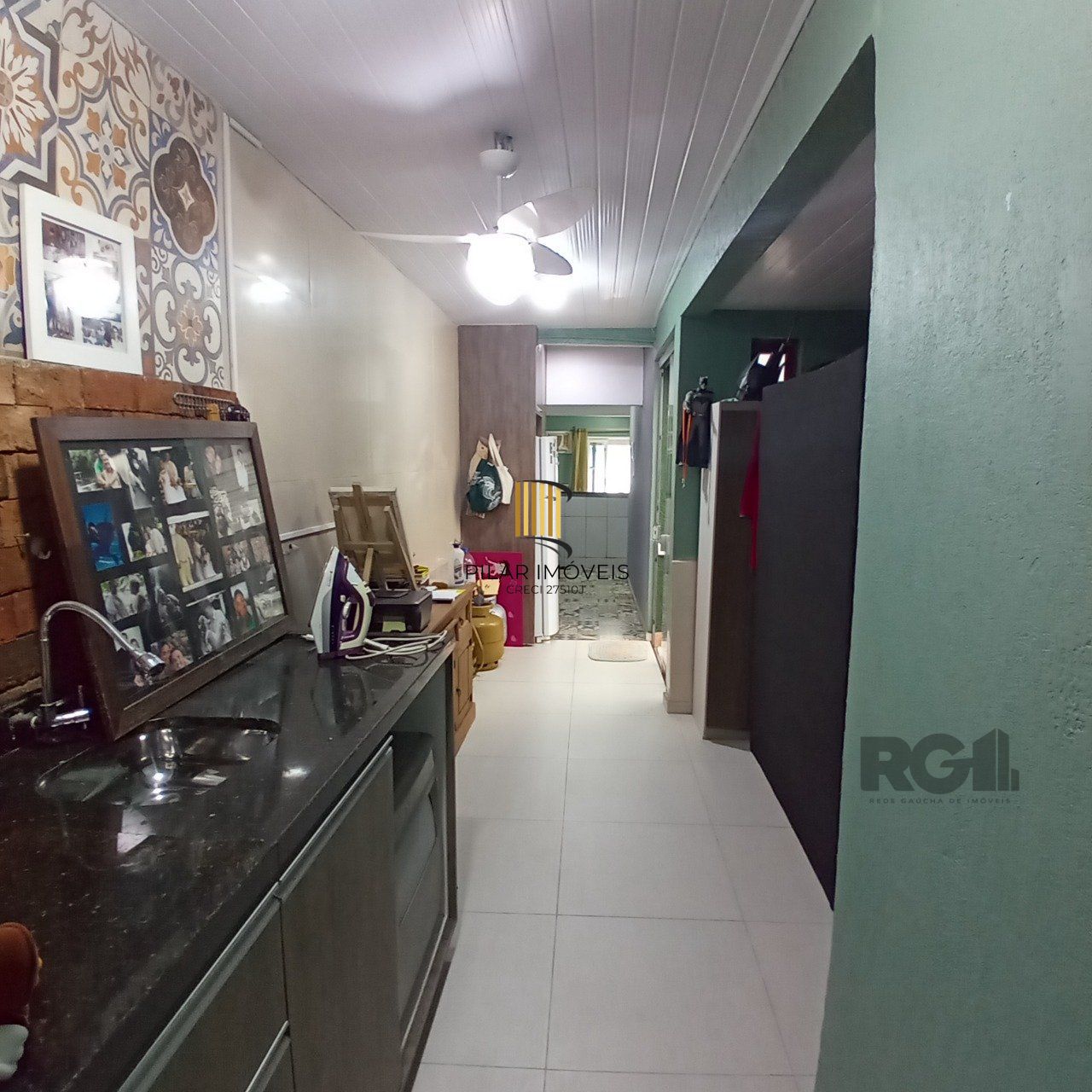 Casa para Venda - 97,95m², 4 dormitórios, 1 vagas - Hípica, Porto Alegre