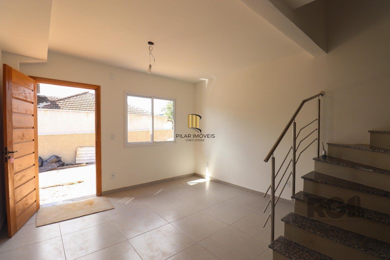 Casa de Condomínio 2 dormitórios no bairro Vila Nova