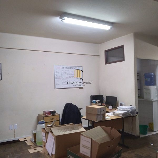 Conjunto Comecial com 2 entradas no Centro