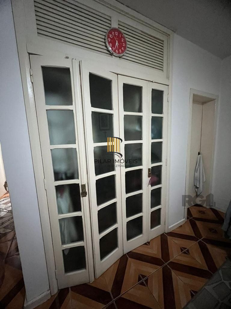 Casa com 4 quartos, suíte, churrasqueira, vaga de garagem, no bairro Elsa, Viamão/RS