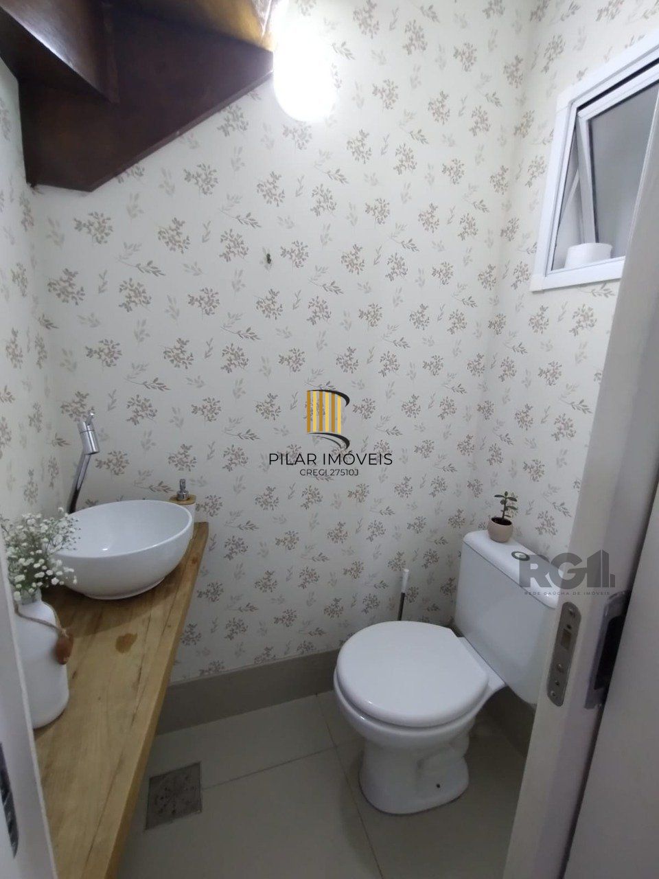 Casa de Condomínio 2 dormitórios no bairro Vila Nova