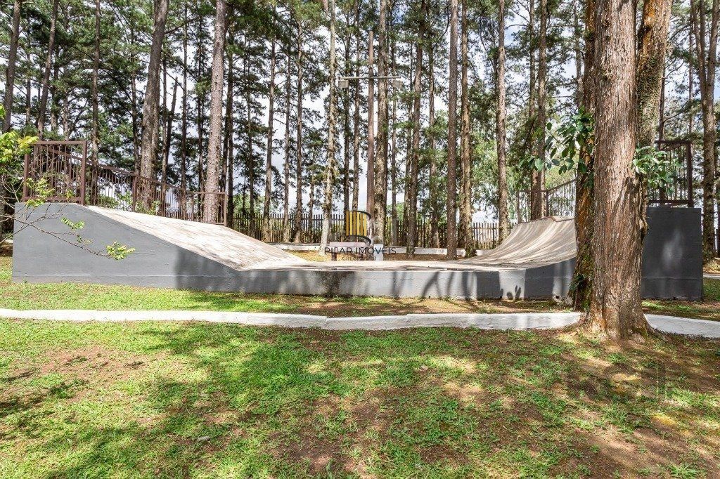 Casa com 4 quartos, suíte, churrasqueira, vaga de garagem, no bairro Elsa, Viamão/RS