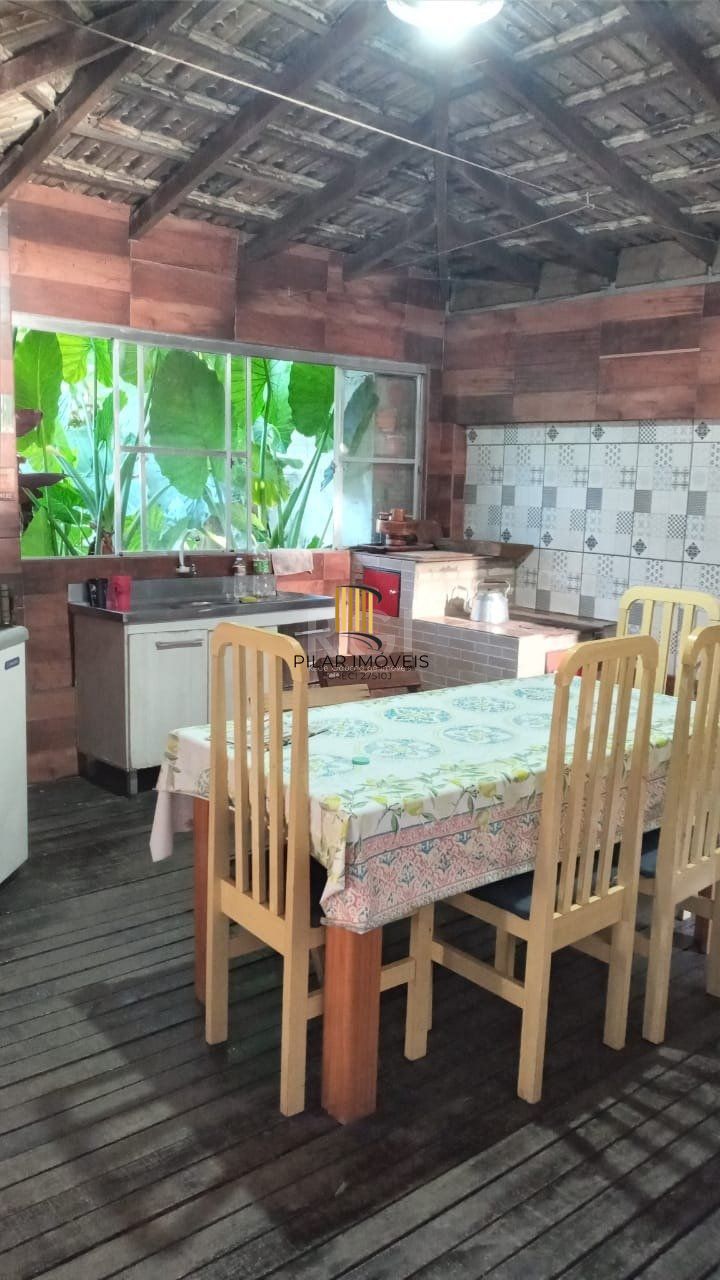 Casa com 3 dormitórios no bairro Olaria em Canoas