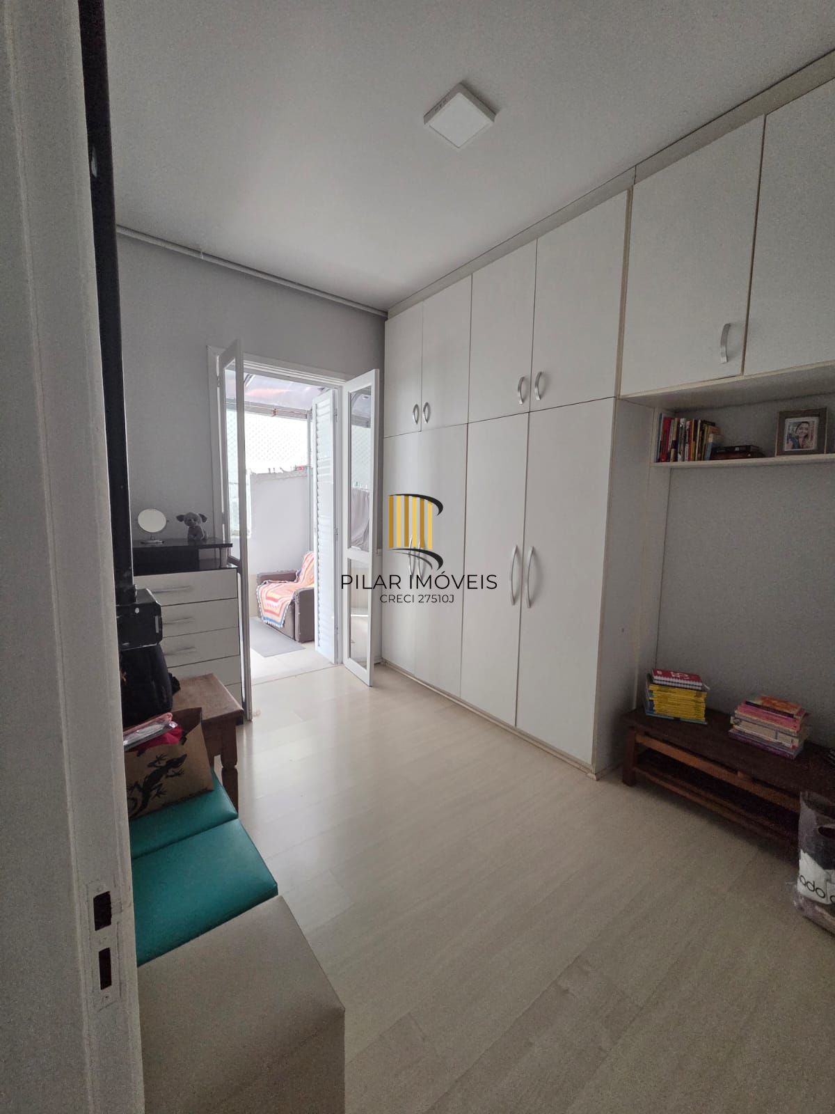 Apartamento com 02 Quartos e 01 Banheiro no Bairro Petrópolis em Porto Alegre