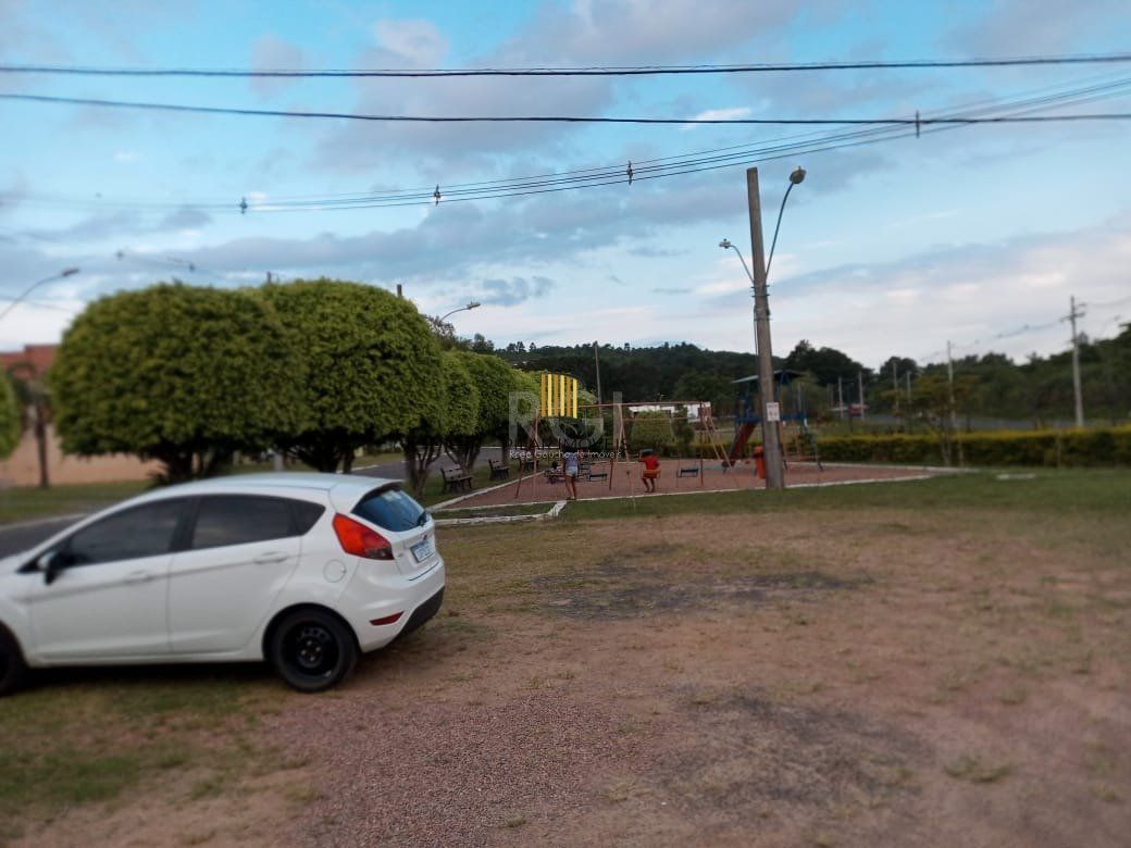 Terreno em Condominio para Venda - 147m², 0 dormitórios, Guarujá, Porto Alegre
