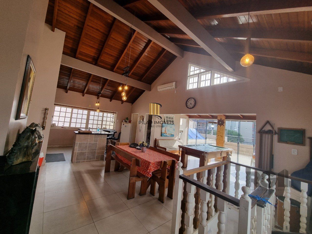 Casa 4 dormitórios, 4 vagas, espaço gourmet, piscina, jardim do salso Porto Alegre RS