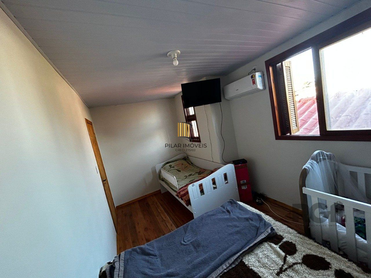 Casa para Venda - 120m², 5 dormitórios, 2 vagas - Hípica, Porto Alegre
