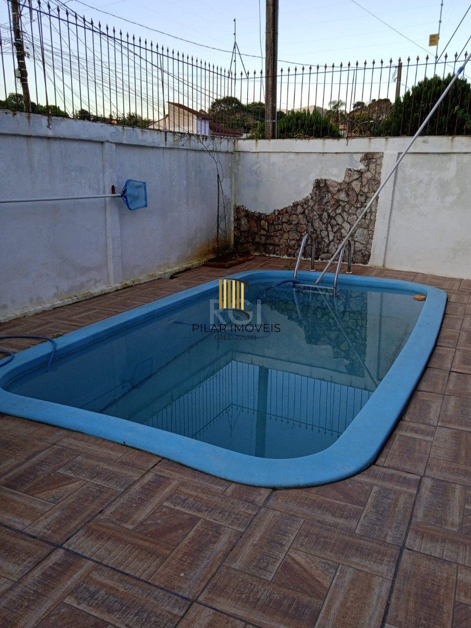 Casa para Venda - 100m², 2 dormitórios, sendo 1 suites, 2 vagas - Vila Nova, Porto Alegre