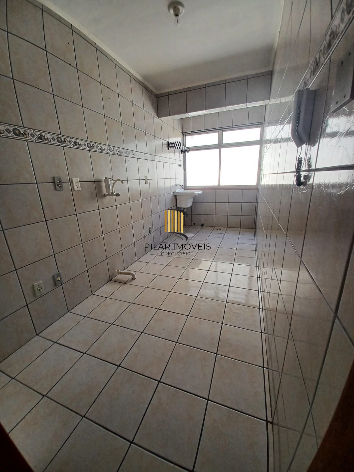 APARTAMENTO 2 DORMITÓRIOS – ÓTIMO ESTADO | LOCALIZAÇÃO PRIVILEGIADA