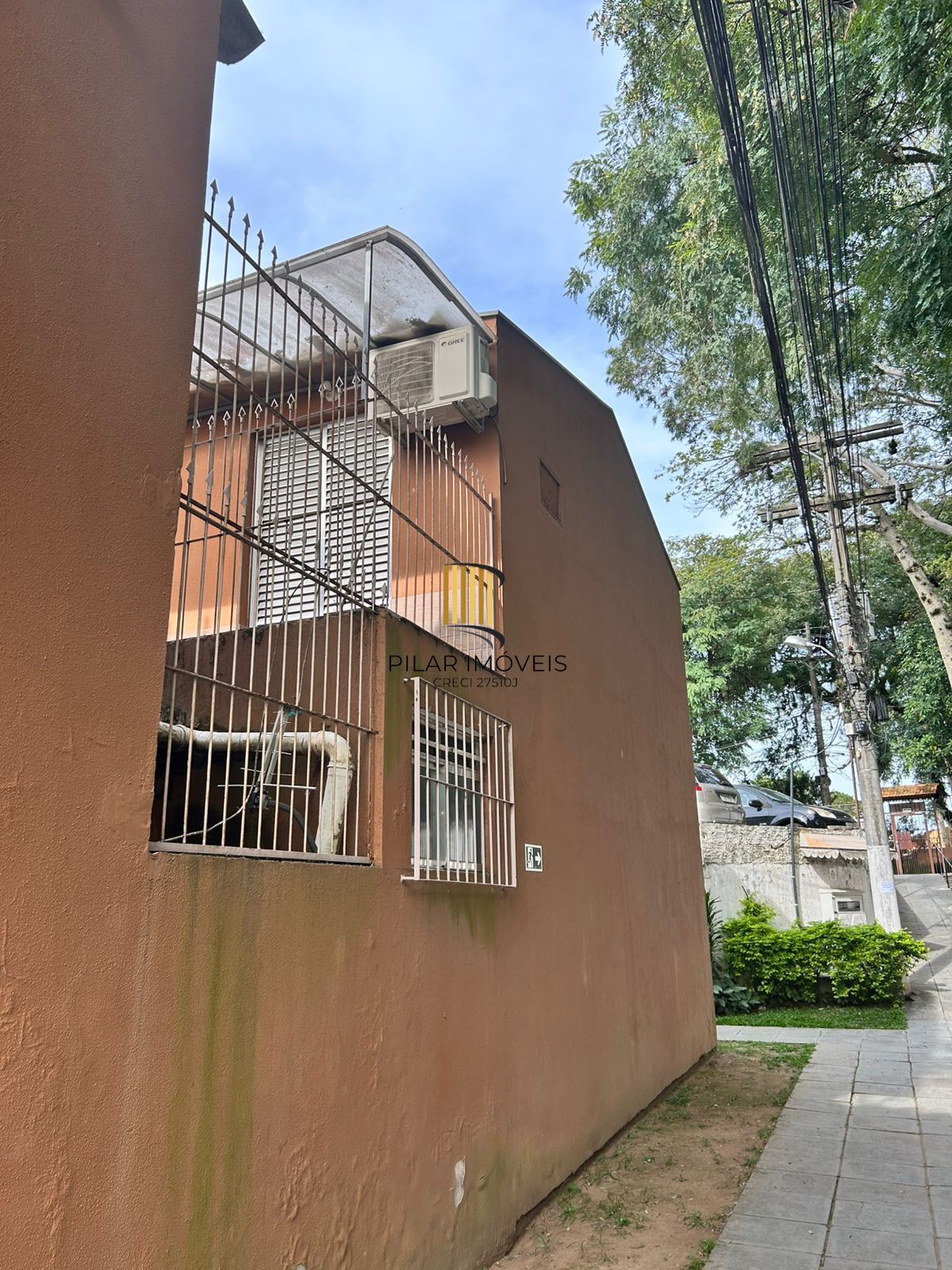 Casa 2 dormitórios no bairro Guarujá