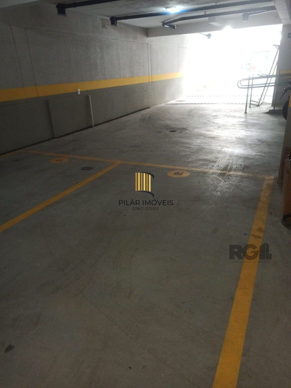 Grande OPORTUNIDADE!! Lindo Apartamento, com amplo Garden privado!!! Sua localização privilegiada, é com certeza um diferencial de destaque deste imóvel