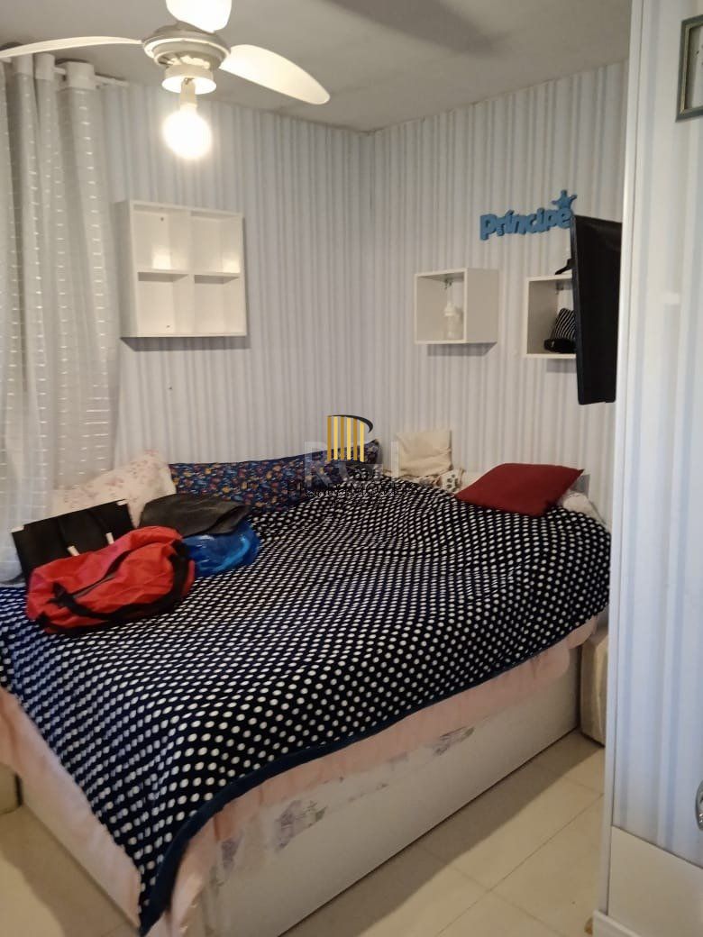 Casa para Venda - 140m², 5 dormitórios, 2 vagas - Cavalhada, Porto Alegre