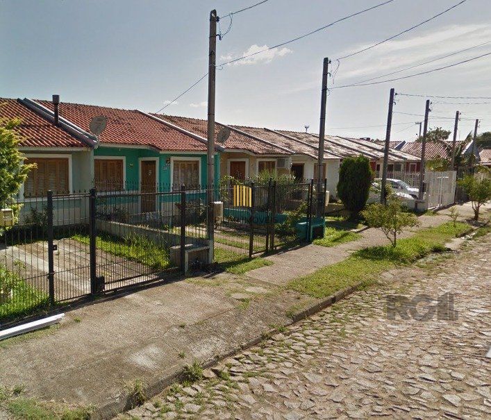 Casa com 2 quartos, churrasqueira, no bairro Hípica, Porto Alegre/RS