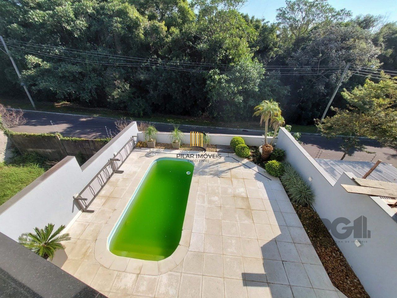 Casa para Venda - 296m², 3 dormitórios, sendo 1 suites, 3 vagas - Vila Nova, Porto Alegre