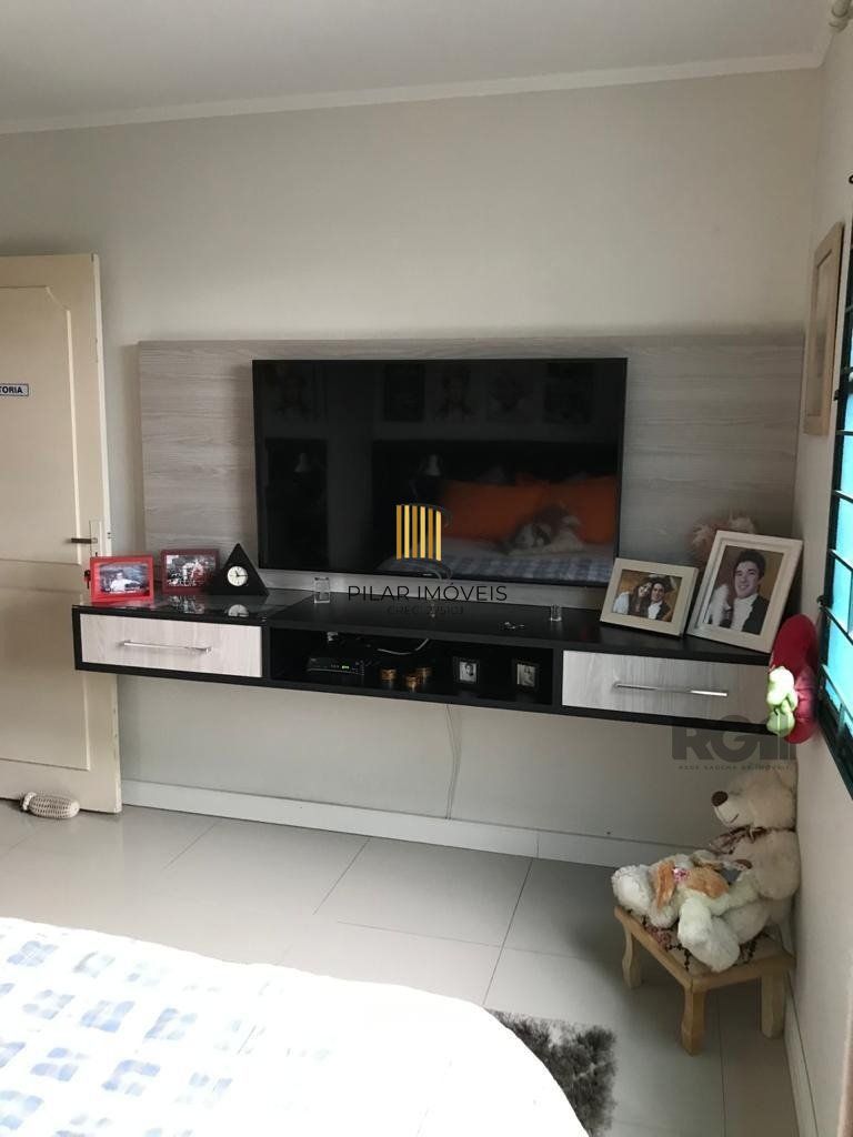 APARTAMENTO COM SACADA E VAGA NO PARTENON EM PORTO ALEGRE-RS