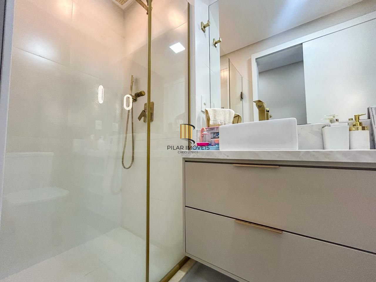 Impecável apartamento 03 dormitórios, 01 suíte - 87m² privativos, condomínio completa infra no Bairro Santa Tereza - Vaga dupla coberta.