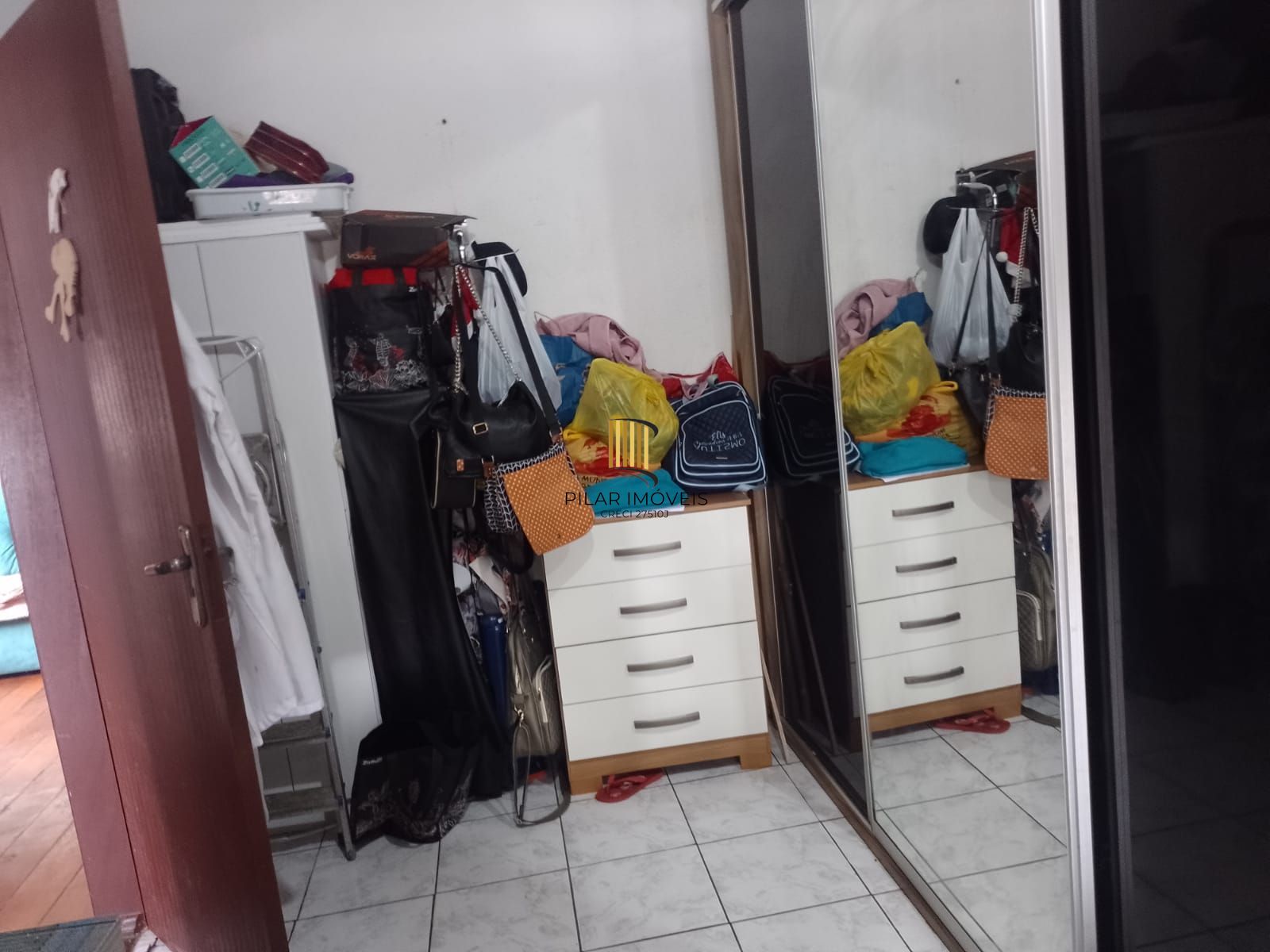 Apartamento com 02 quartos no Bairro Jardim do Salso