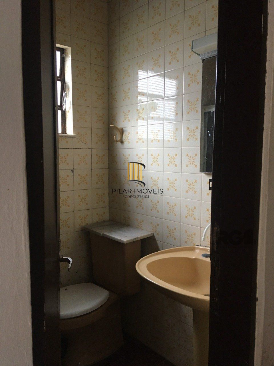 Casa 5 dormitórios no bairro Belém Novo
