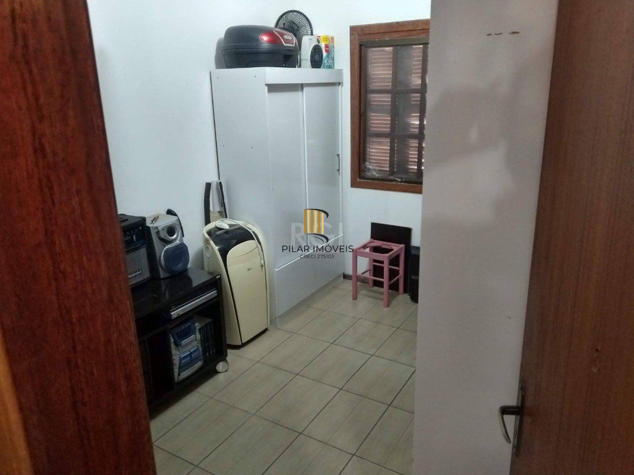 Casa, 2 dormitórios, 2 banheiros, 2 vagas de garagem, no bairro Aberta dos Morros, Porto Alegre/RS