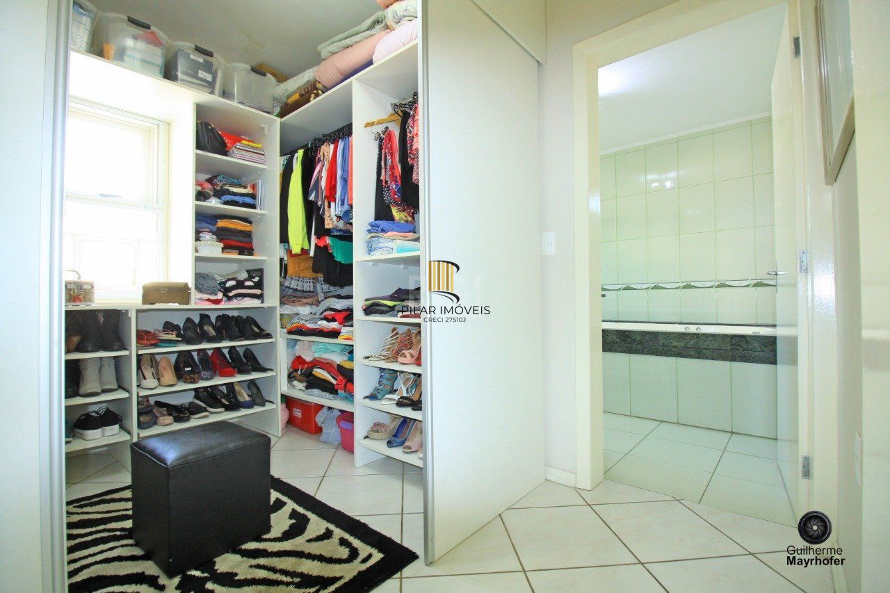 Casa para Venda - 328.5m², 3 dormitórios, sendo 1 suites, 3 vagas - Cavalhada, Porto Alegre