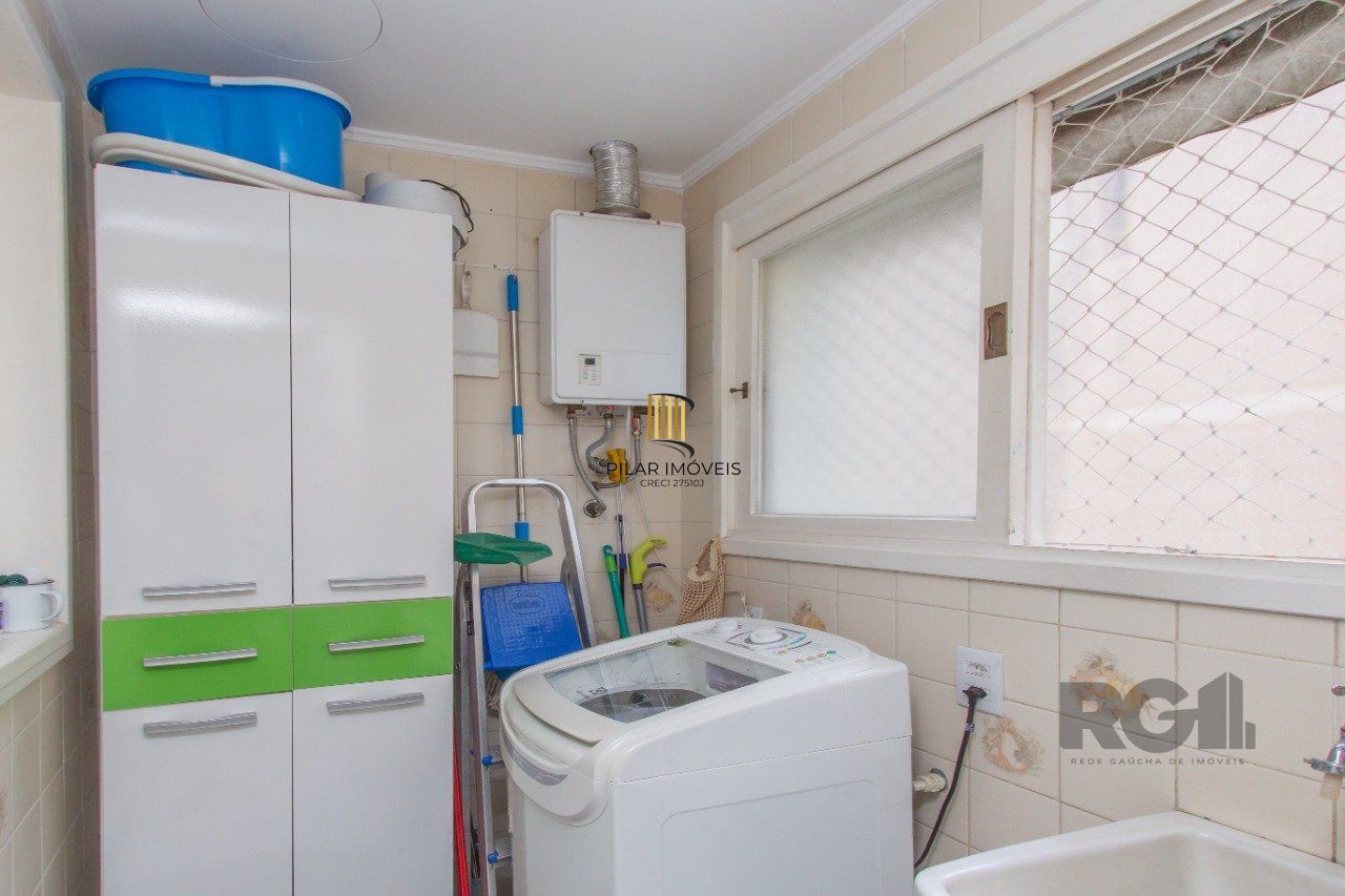 Apartamento 3 dormitórios no bairro Menino Deus