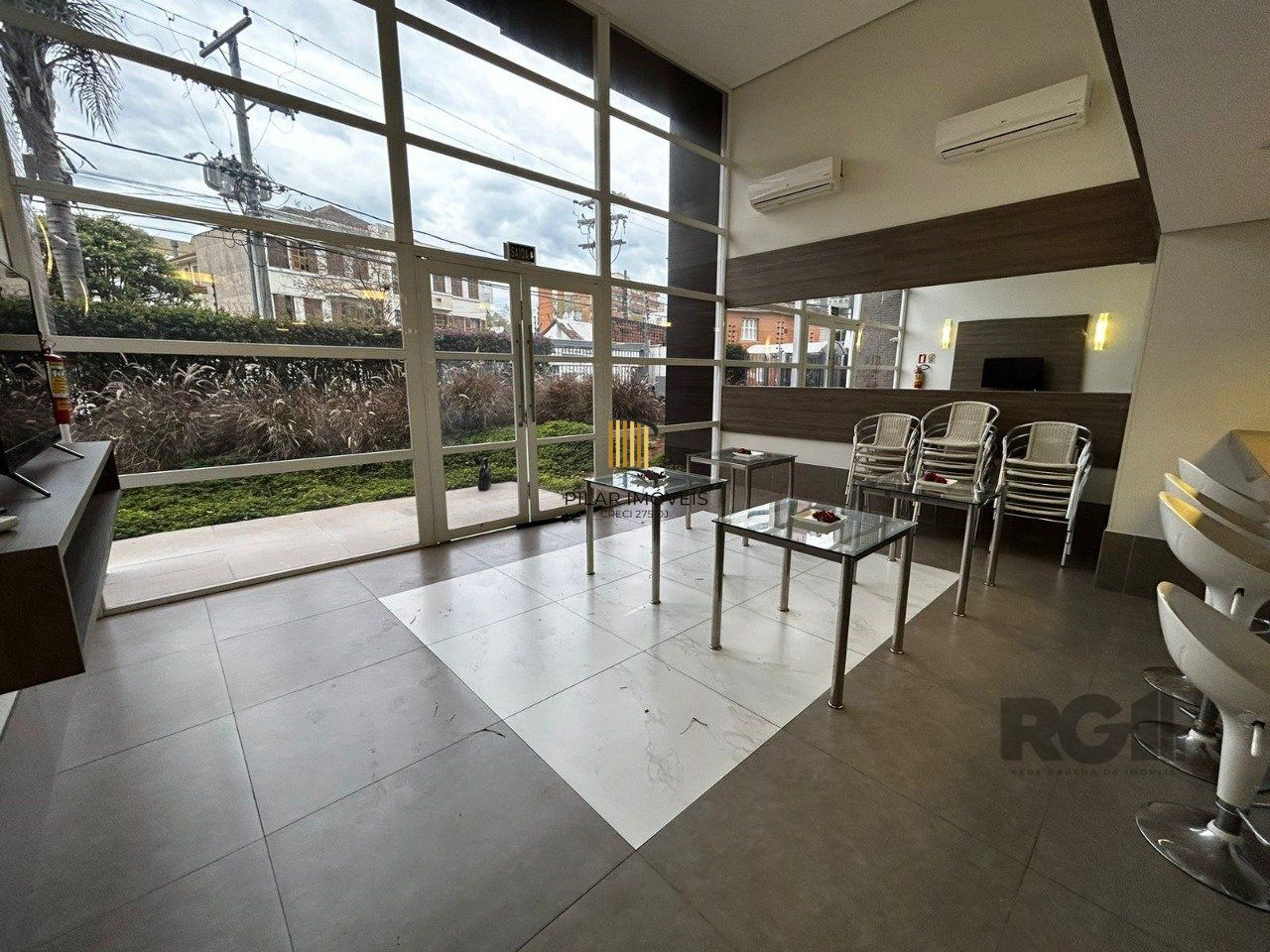 Apartamento com 3 suíte, churrasqueira, vaga de garagem, no bairro Menino Deus, Porto Alegre/RS