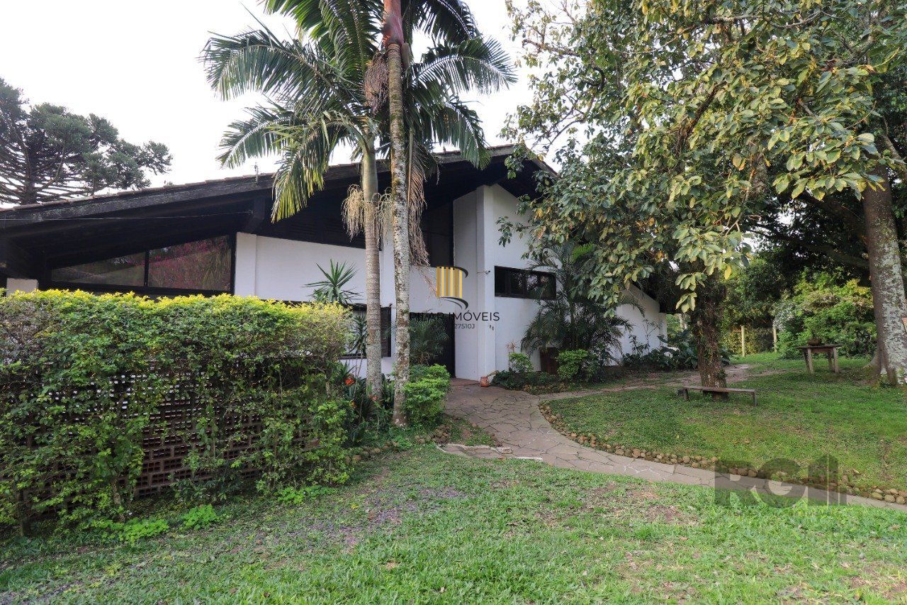 Casa para Venda - 523.36m², 6 dormitórios, sendo 2 suites, 2 vagas - Vila Conceição, Porto Alegre