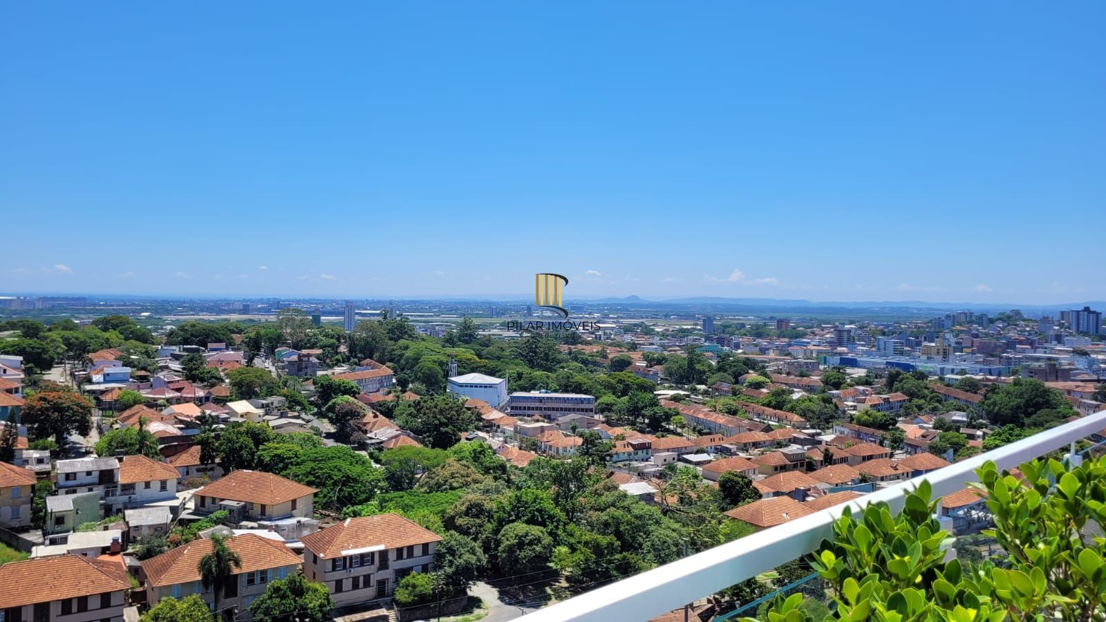 Cobertura com 157m2, 3 dormitórios no bairro Boa Vista.