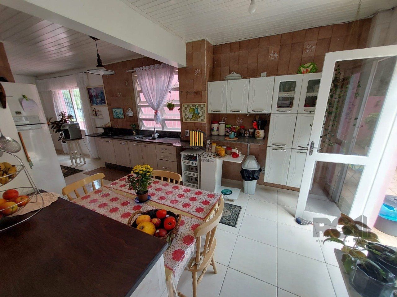 CASA 3 QUARTOS - ESPÍRITO SANTO - PORTO ALEGRE - RS