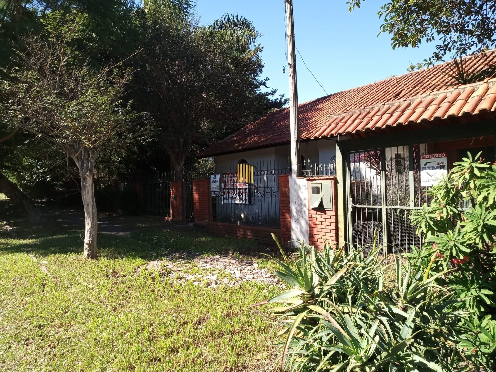 Casa 3 dormitórios no bairro Ipanema