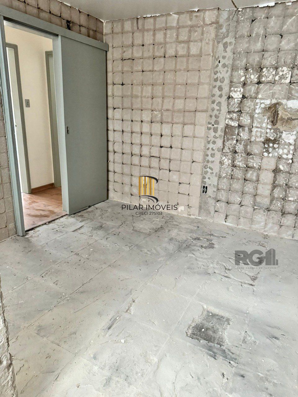 Apartamento para Venda - 82m², 2 dormitórios, 1 vaga - Praia De Belas
