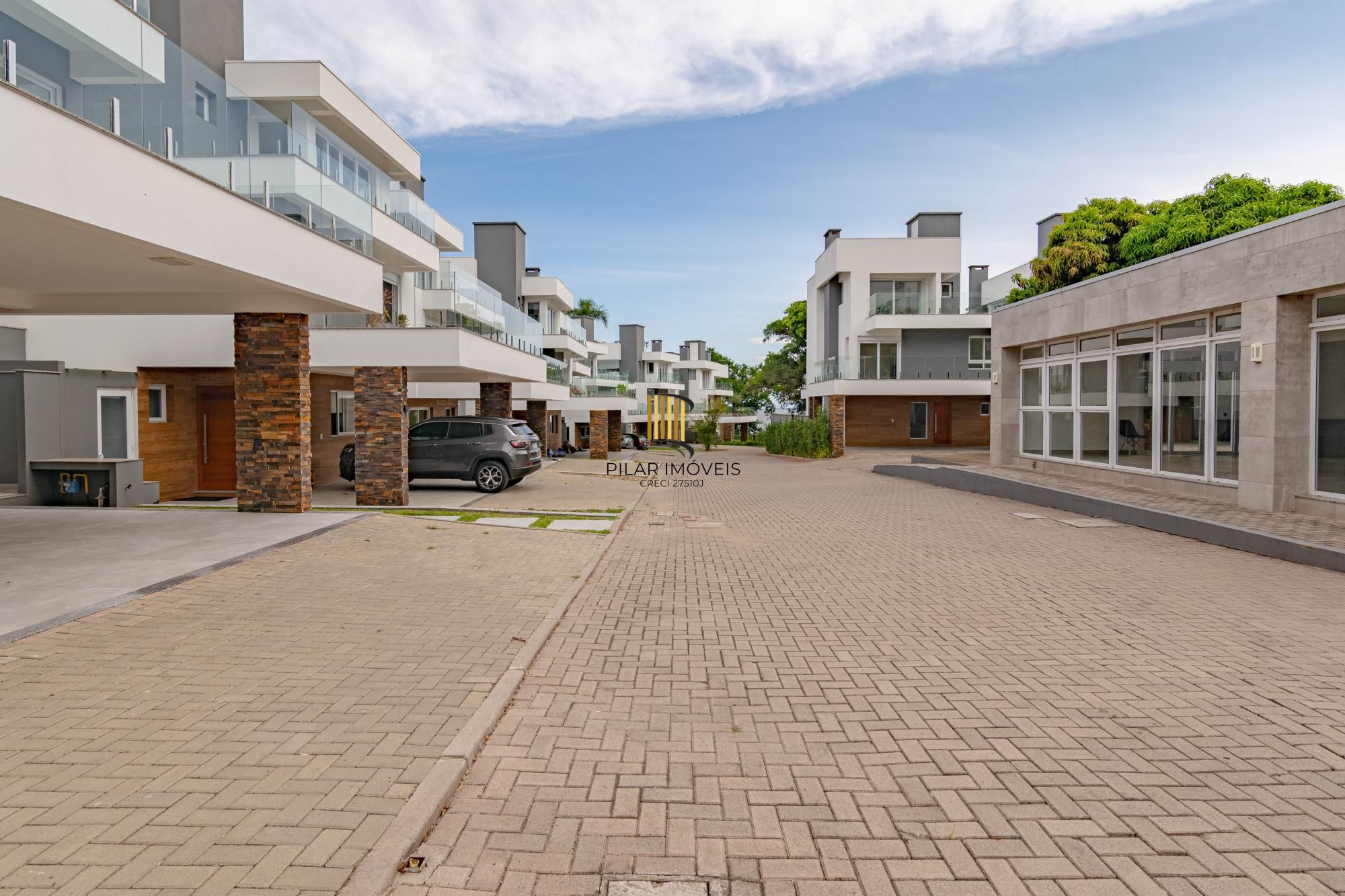 Casa de Condomínio 3 dormitórios no bairro Ipanema