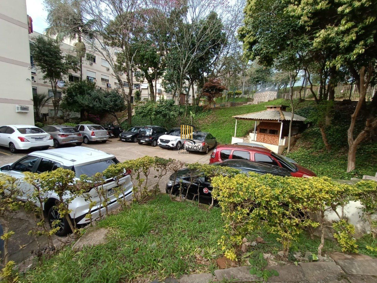 Apartamento para Venda - 33.3m², 1 dormitório, 1 vaga - Santo Antonio, Porto Alegre