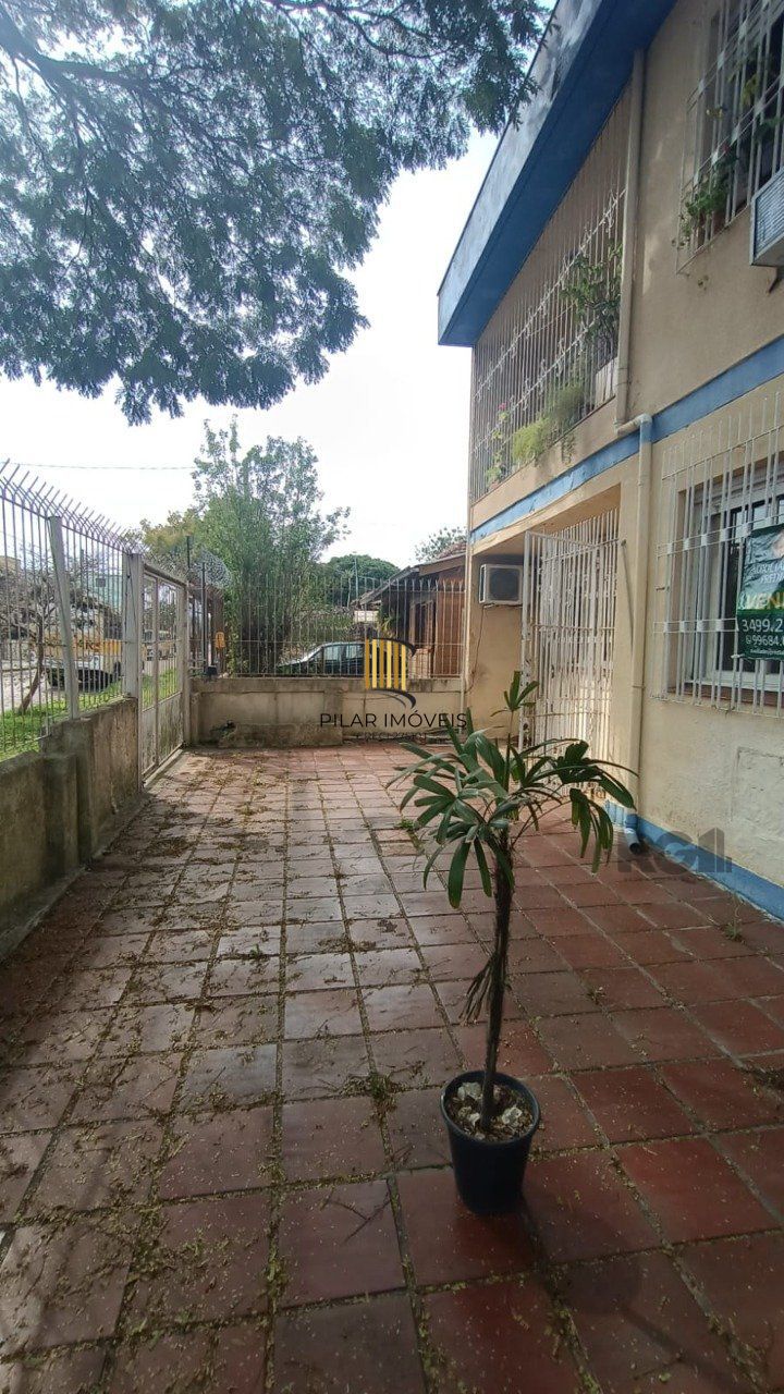 Apartamento 3 dormitórios no bairro Camaquã