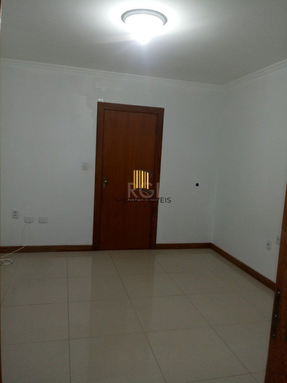 Apartamento para Venda - 77m², 2 dormitórios, sendo 1 suites, Jardim São Pedro, Porto Alegre